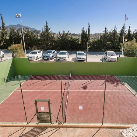 Matchroom Country Club Resort Fuengirola Exterior photo