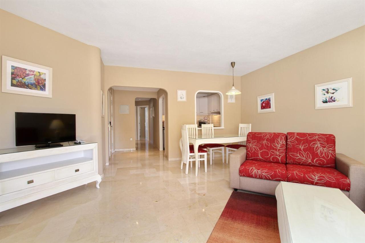 Matchroom Country Club Resort Fuengirola Exterior photo